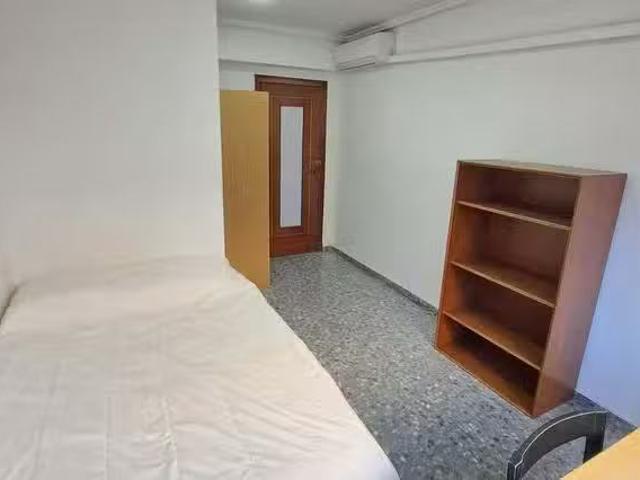 Nuevo Habitación en Carrer de la Murta