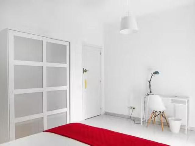 ¡Renta! Habitación en Carrer de la Portaferrissa