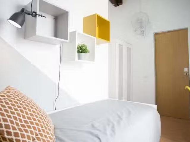 ¡En alquiler! Habitación en Carrer de la Riera de Sant Miquel