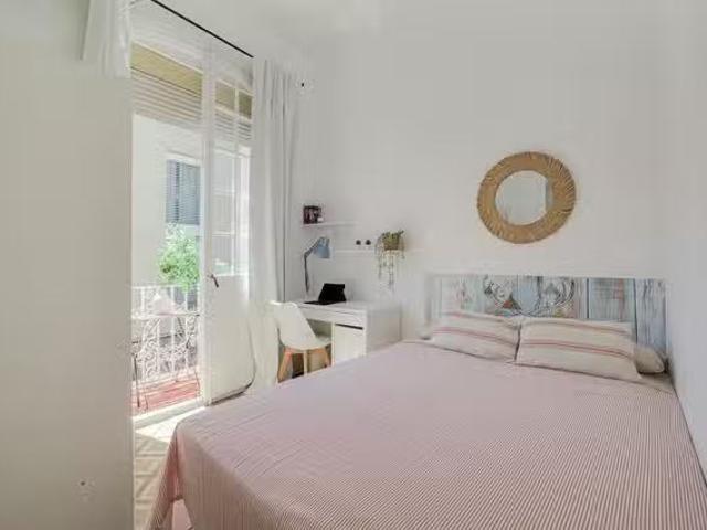 Barato Habitación en Carrer de l'Encarnació, Gràcia