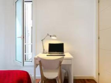 Bonito Habitación en Carrer de Moragas