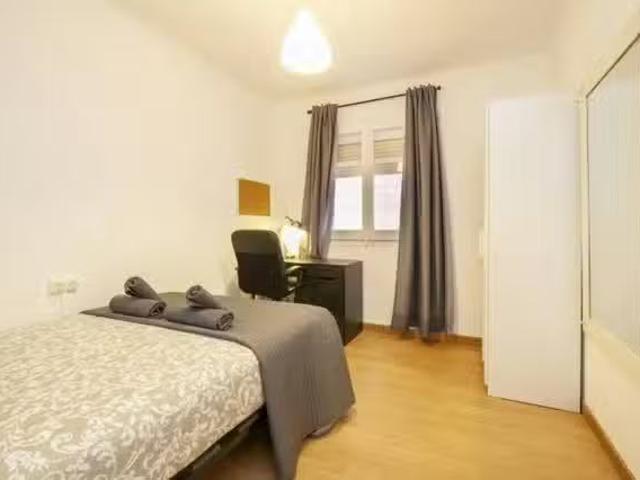 ¡Recién llegado! Habitación en Carrer de Pareto