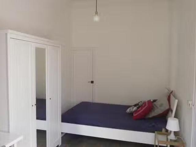 ¡En alquiler! Habitación en Carrer del Rosselló, Eixample