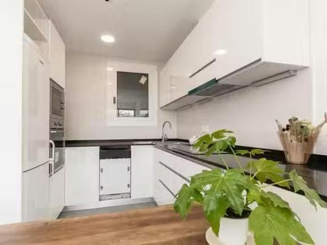 Encantador Habitación en Gran Via de les Corts Catalanes, Fort.