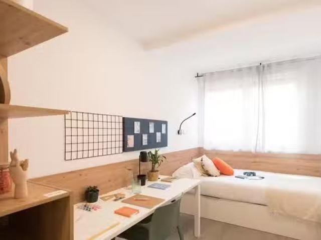 Nuevo Habitación en Paseo de la Castellana