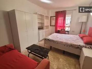 Acogedor Habitación en piso compartido en alquiler en Moncada.