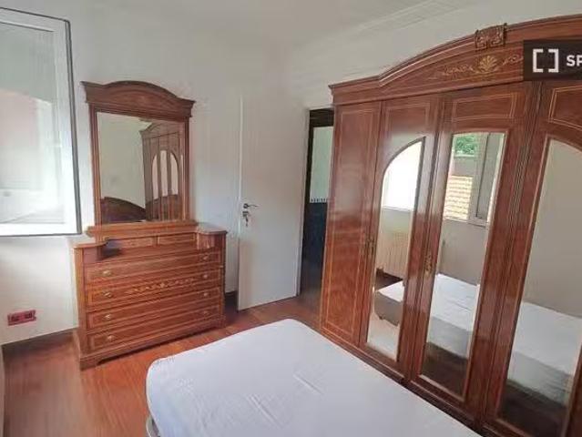 ¡Renta! Habitación en piso compartido en alquiler en Santutxu.