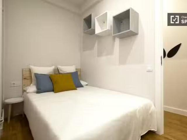 ¡En alquiler! Habitación en piso compartido, La Dreta de l'Eix.