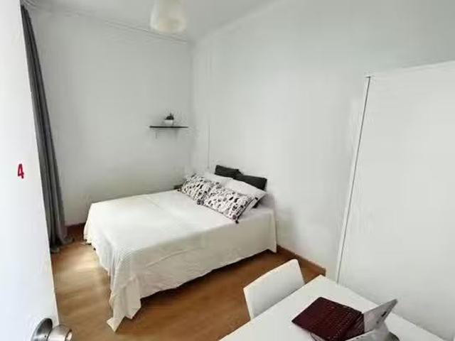Bonito Habitación en Ronda de Sant Pere, Dreta de l'Eixample
