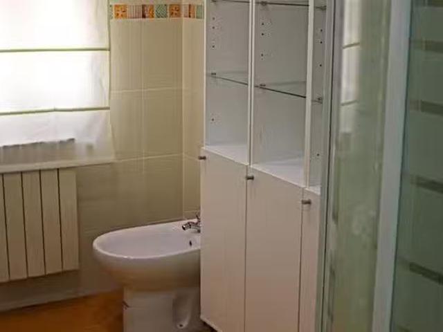 Barato Habitación en Ronda de Segovia
