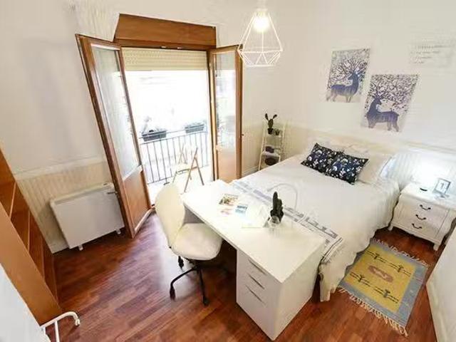 Único Habitación en Zabalbide kalea, Santutxu