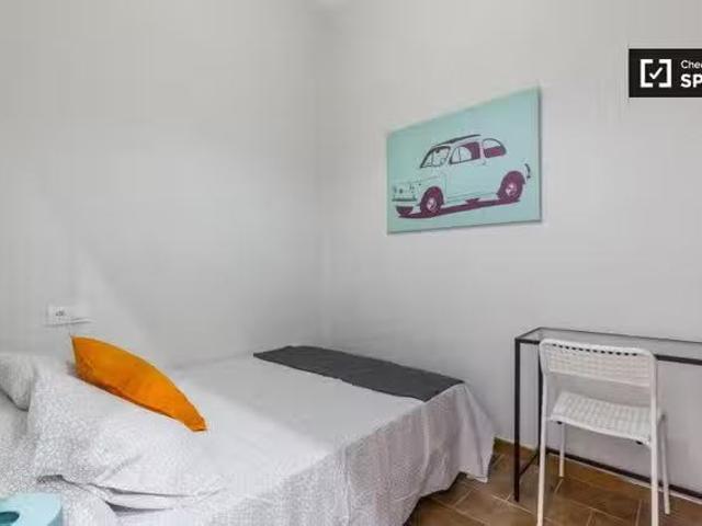 Encantador Habitación totalmente amueblada, apartamento de 6 d.