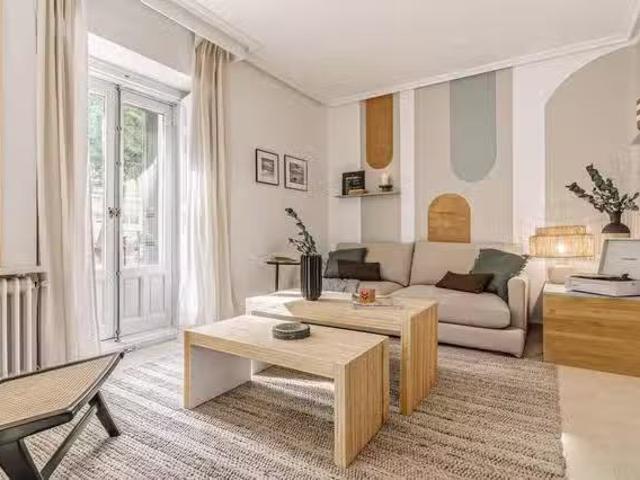 ¡En alquiler! Piso de 1 habitación en Calle de Almagro