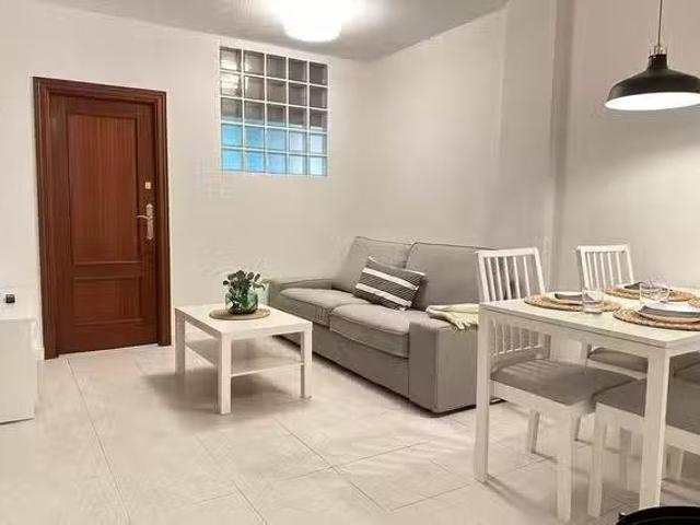 Único Piso de 1 habitación en Calle de Illescas