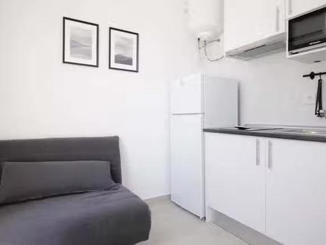 Nuevo Piso de 1 habitación en Calle de Santoña
