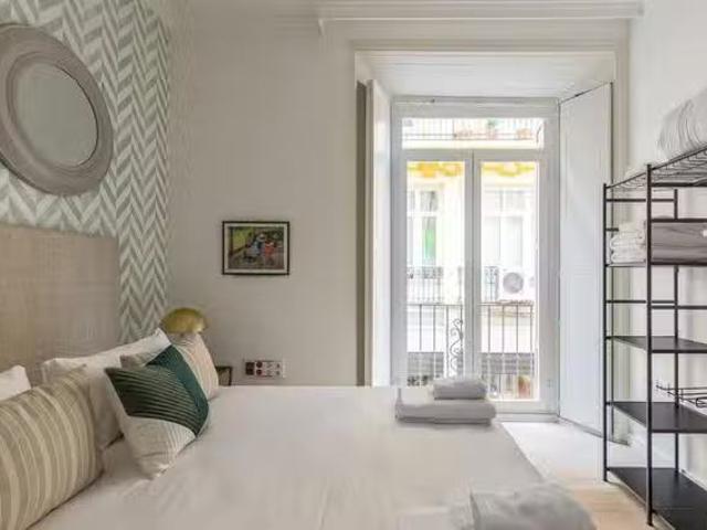 Barato Piso de 1 habitación en Calle Salvago, Centro Histórico