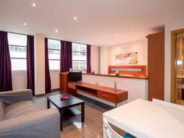 ¡Oferta! Piso de 1 habitación en Carrer de Torres i Amat
