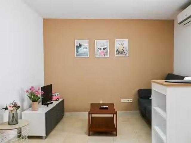 Bonito Piso de 1 habitación en Madrid