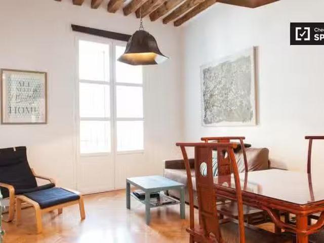 Único Piso de 2 habitaciones en alquiler en Sol, Madrid