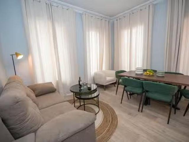 ¡Recién llegado! Piso de 3 habitaciones en Madrid