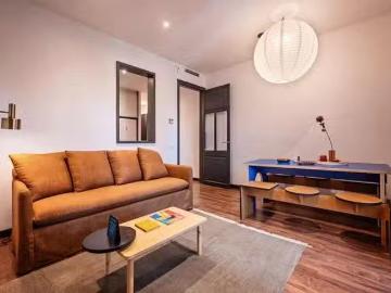 ¡Renta! Piso de 3 habitaciones en Barcelona