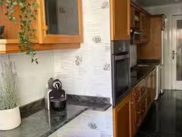 ¡Oferta! Piso de 5 habitaciones en alquiler en Almussafes, Val.