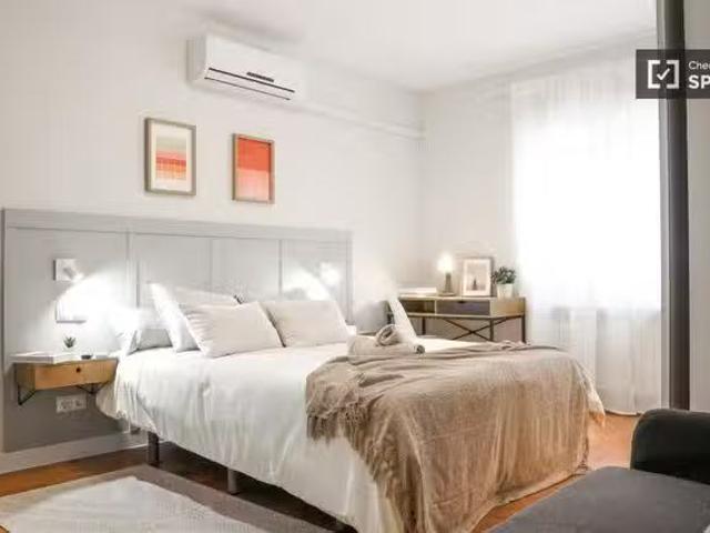 ¡En alquiler! Se alquila habitación en piso compartido de 4 ha.