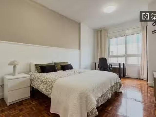 ¡Oferta! Se alquila habitación en piso compartido de 4 habitac.