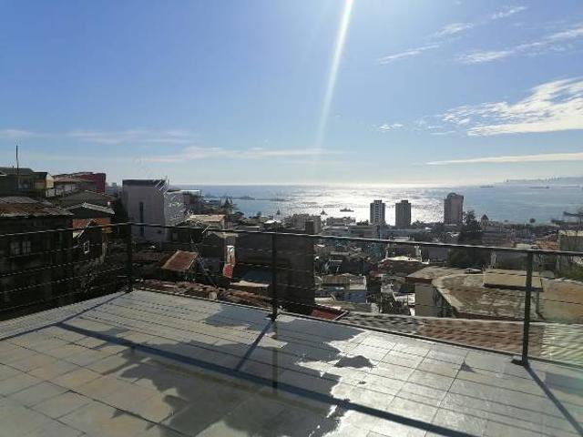 en arriendo casa en cerro bellavista
