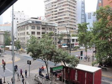 En arriendo departamento dúplex
