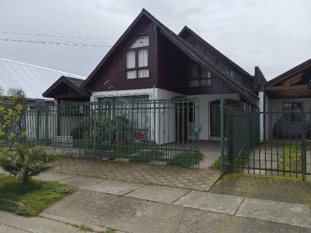 EN ARRIENDO HERMOSA Y ACOGEDORA CASA EN VILLA SAN PEDRO