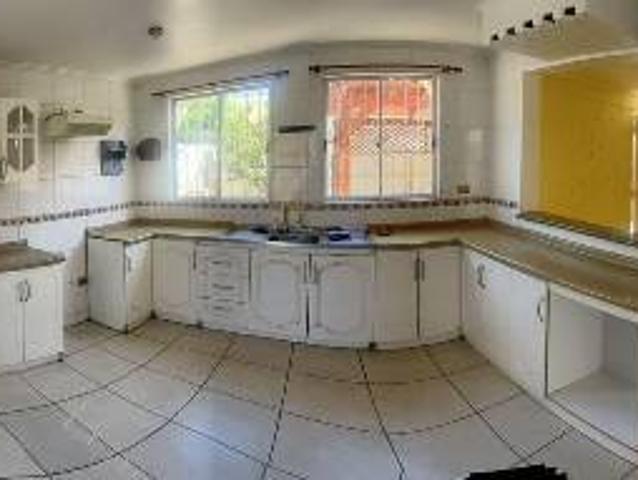 EN ARRIENDO LINDA CASA EN VALLENAR