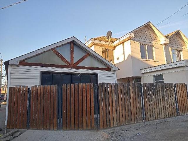 EN ARRIENDO LINDA CASA EN VALLENAR