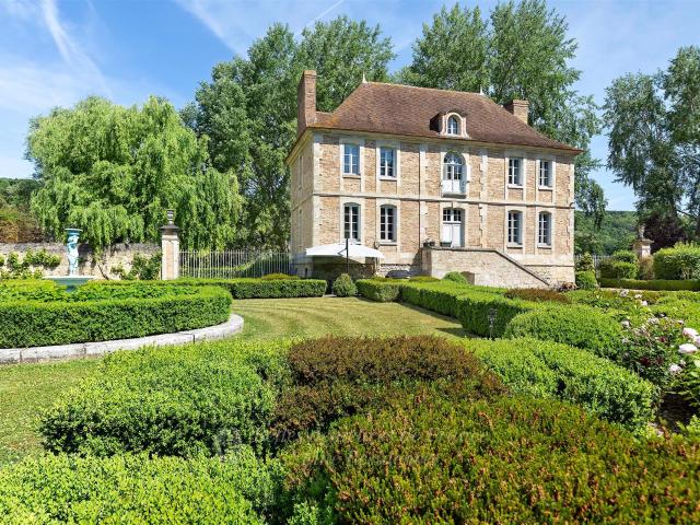 En bord de Seine, élégante demeure XVIIe Mh ancienne maiso. 390m² La Roche Guyon