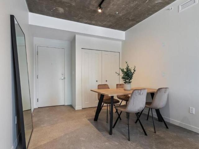 En Ciment Construction Recente