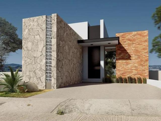 EN COLIMA CASI TERMINADA! 1 PLANTA, 3 RECAMARAS, AMPLIO JARDIN