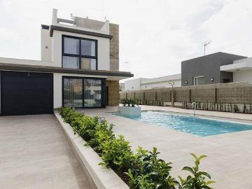 En Dehesa de Campoamor está nuestra promoción estrella. Para. 240m² Dehesa de campoamor