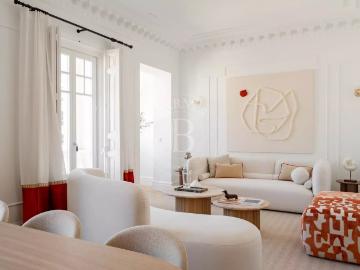 En edificio clásico, exclusiva vivienda totalmente reformada 208m² Madrid