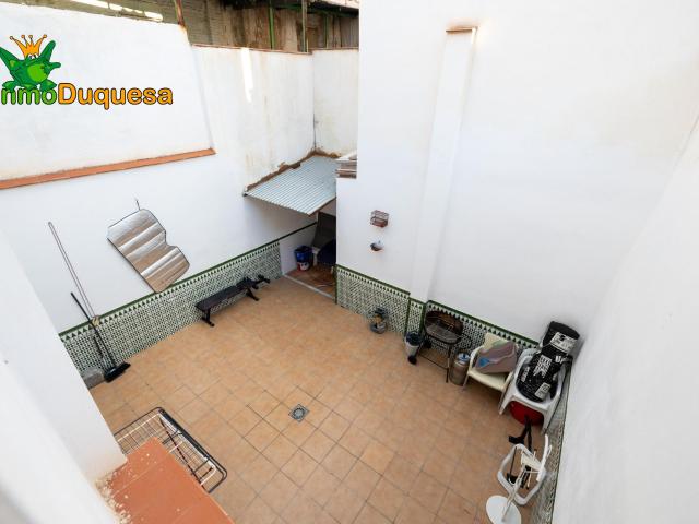 Casa REFORMADA en el centro de ALBOLOTE