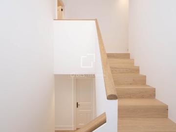 En el corazón histórico y vibrante de Vigo, en una de sus ca. 151m² Vigo
