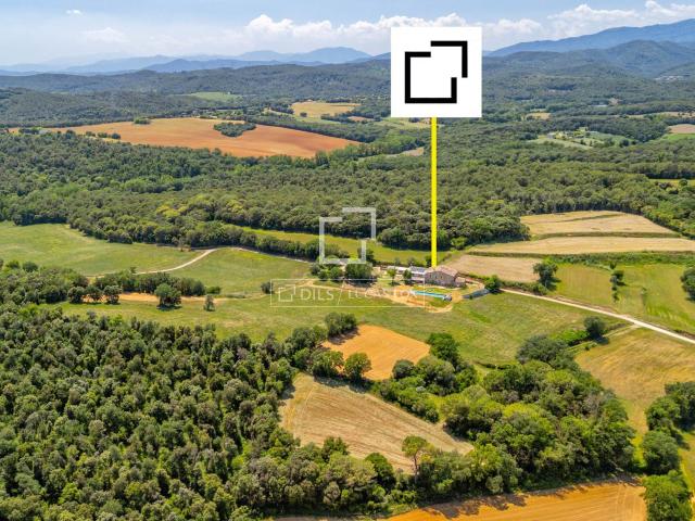 En el Pla de l'Estany, Girona, en un entorno con campos abie. 1132m² Ravós del terri