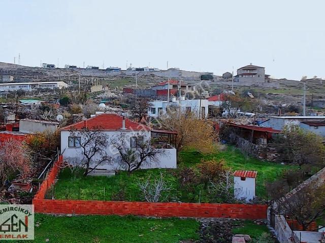 Şen Emlaktan Ayvacık Tuzla Köyünde Müstakil Köy Evi