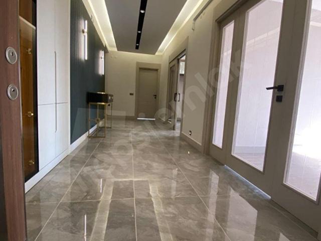 ŞEN EMLAKTAN ŞEHİTLİKTE SATILIK 4+1 DAİRE.