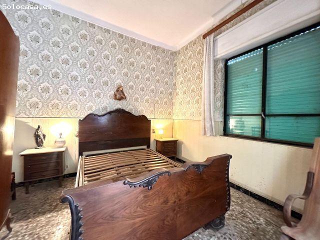 EN EXCLUSIVA CASA CON GRAN POTENCIAL EN PUERTO LUMBRERAS!