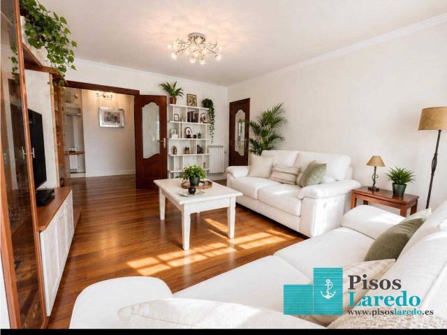 EN EXCLUSIVA MAGNIFICO PISO 3 HABITACIONES EN ZONA PRIVILEGIADA