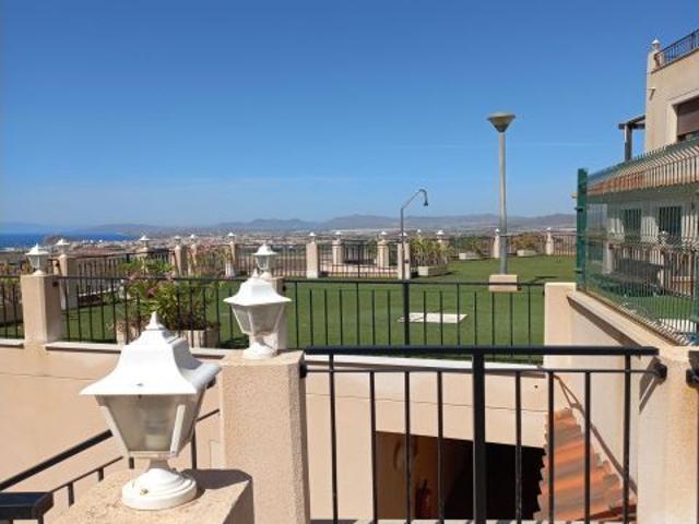 EN EXCLUSIVA TRÍPLEX EN LOS COLLADOS CON ESPECTACULARES VISTAS AL MAR