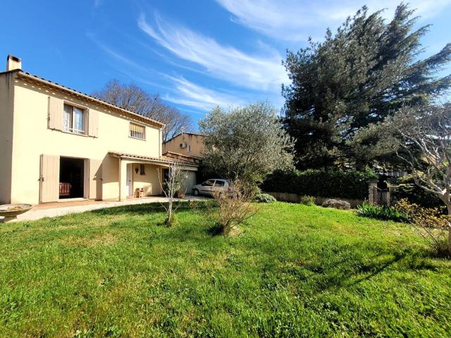 En Exclusivite Villa 3 chambres avec jardin quartier cal. 95m² Saint Paul Trois Châteaux