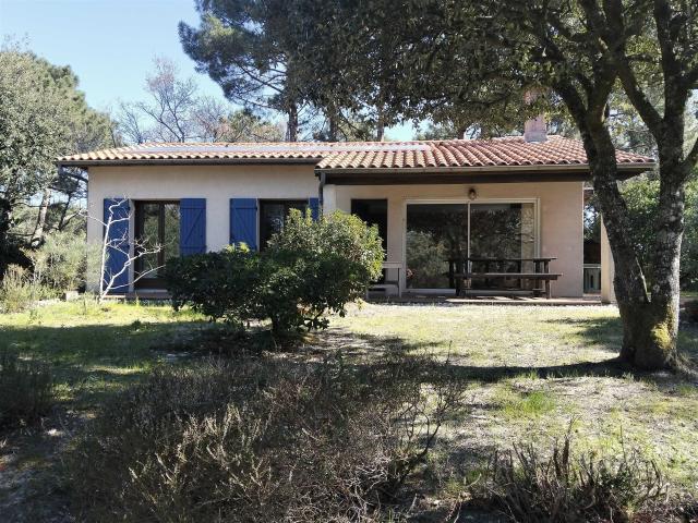 En exclusivité villa 3 chambres à proximité du Lac de Carcan. 0m² Carcans