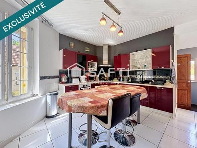 EN EXCLUSIVITE A VENDRE ENSEMBLIE IMMOBILIER SAINT GILLES