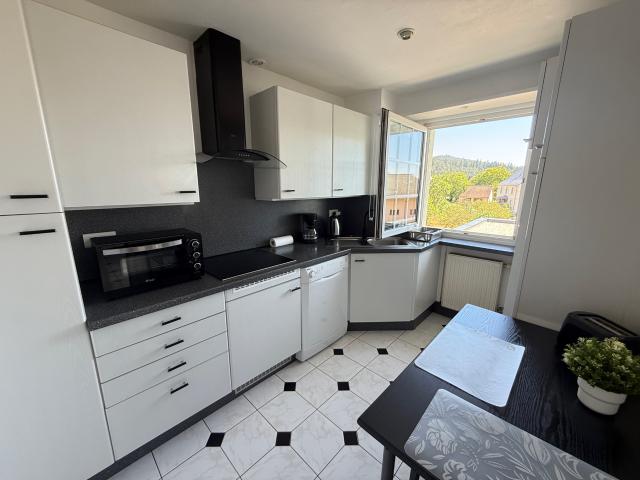 En exclusivité Appartement T3 duplex 130 m2 au sol / 80 m2 habitables Magnifique terrasse avec vue sur l